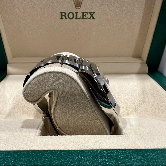 Rolex Datejust 41 Black Automatic 2022 Original box, original - Picture 6 of 10